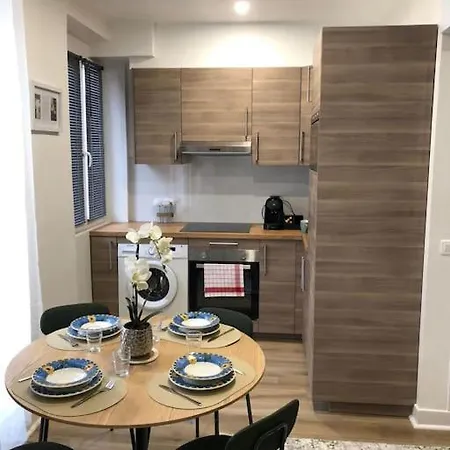 L'Echappee Belle - Climatisation & Netflix - Metro 9 Apartment Montreuil (Seine-Saint-Denis)